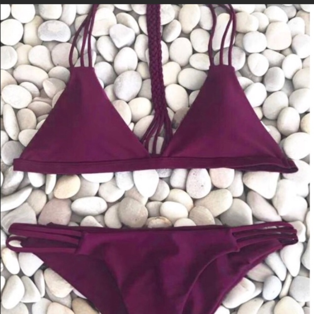 NWT Bikini swimsuit • size L